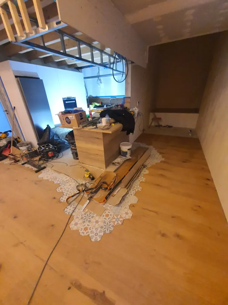 Pose d'un parquet (1)