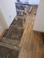 Avant - Pose d'un parquet contrecollé à Strasbourg (4webp