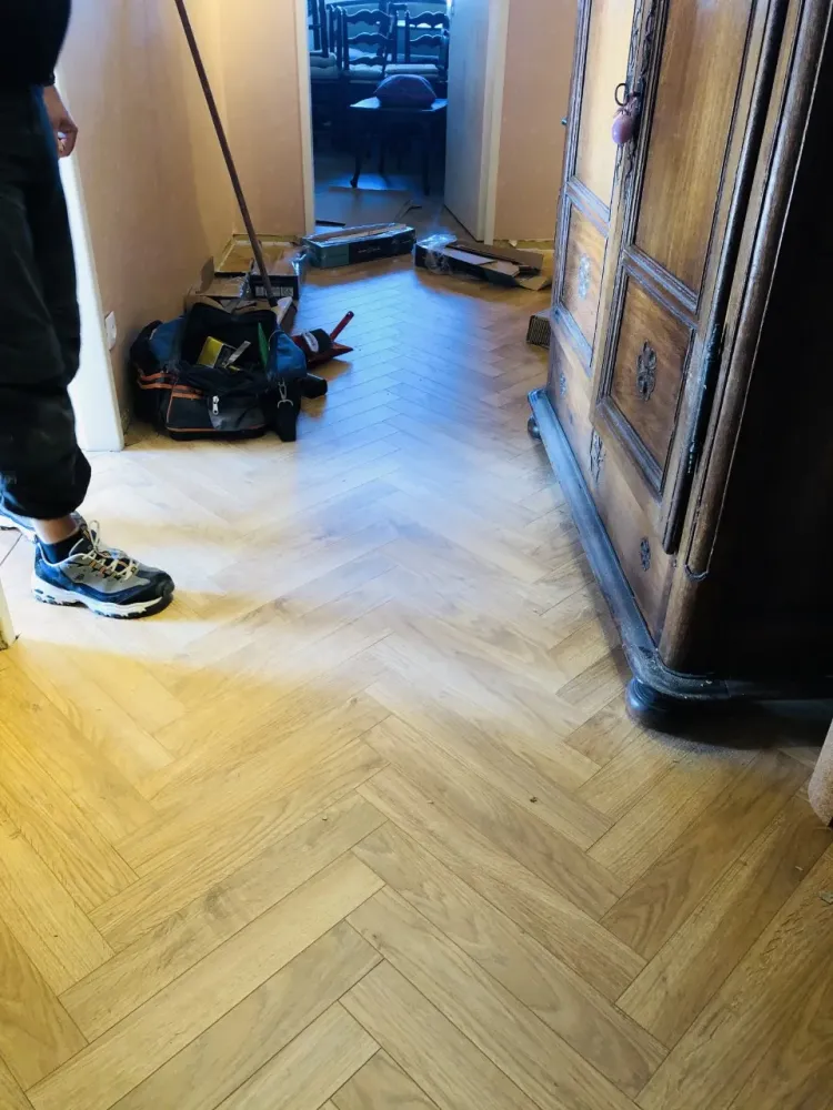 Pose d'un parquet bâton rompu au Neudorf (2)webp