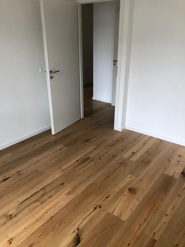 Pose d'un parquet contrecollé cottage naturel à Oberhausbergen (5webp