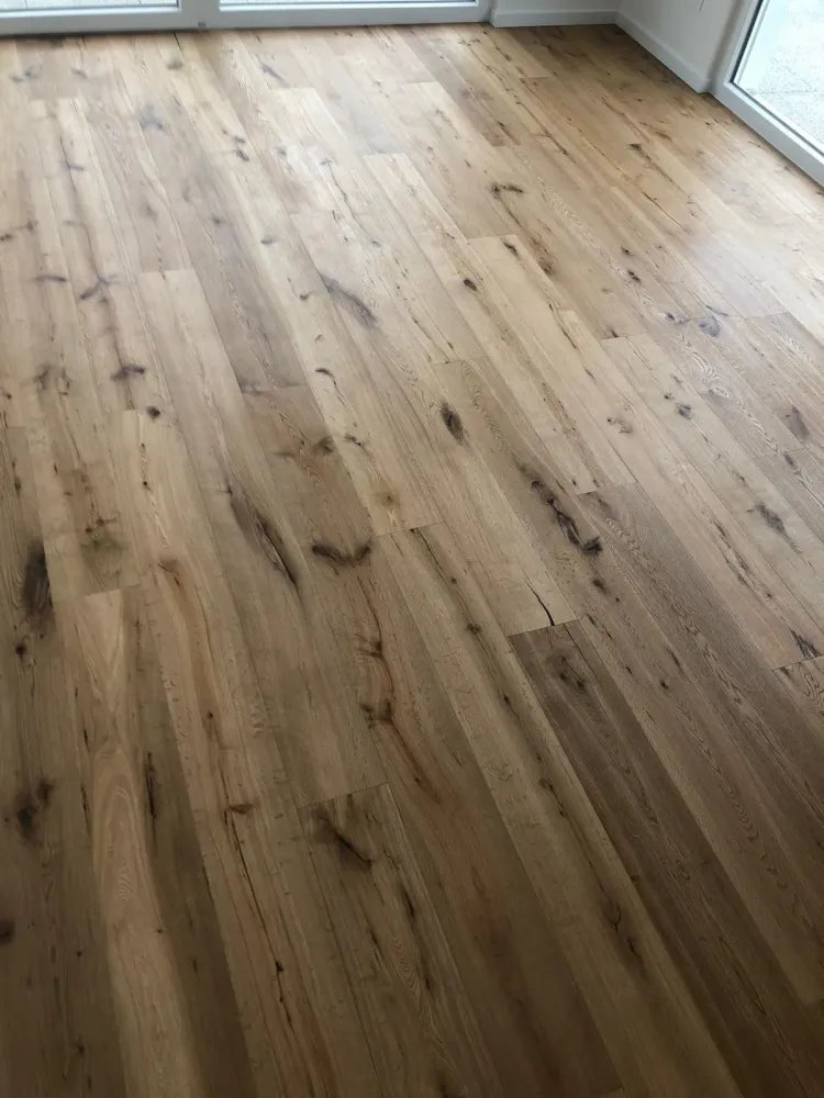 Pose d'un parquet contrecollé cottage naturel à Oberhausbergen (6webp