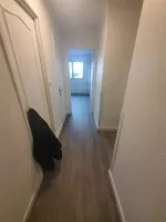Pose d'un stratifié à Schiltigheim
