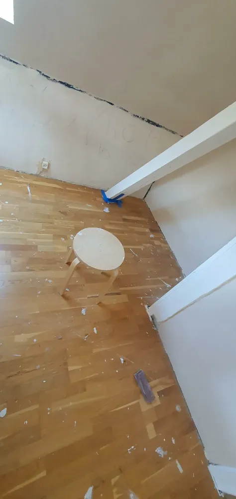 Pose d'un stratifié à Duttlenheim