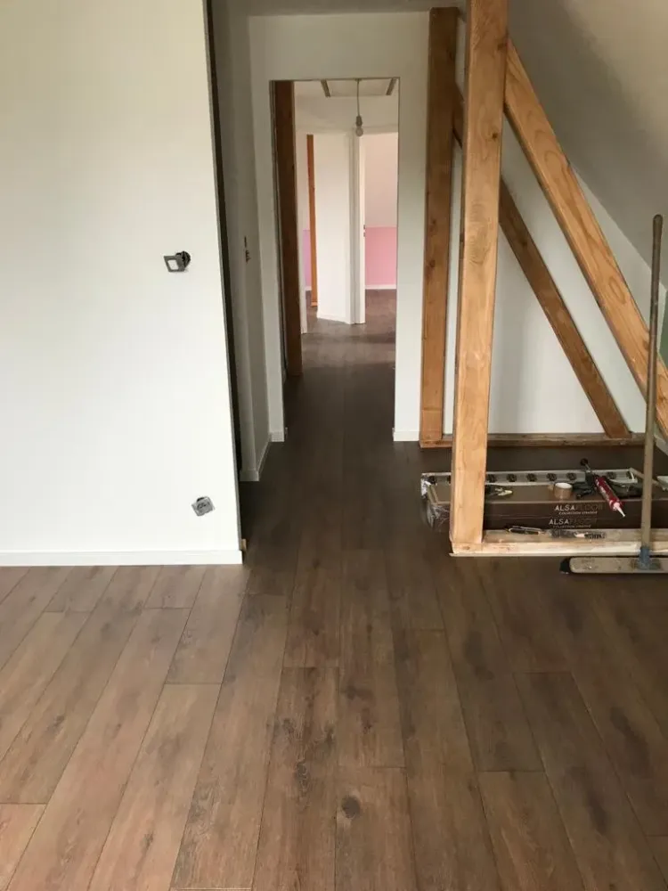 Pose d'un stratifié (8)
