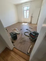 Pose d’un stratifié à Duttlenheim