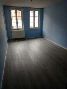 Pose d’un sol stratifié Alsapan à Haguenau