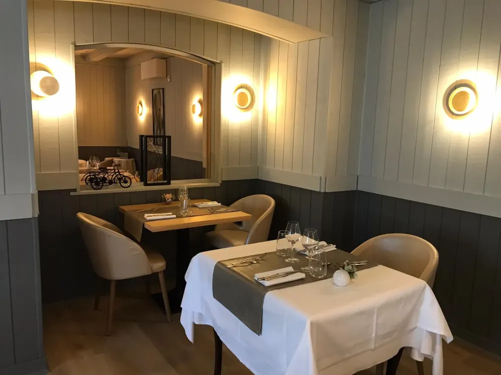 Pose d’un minéral Lamett au restaurant Zimmer