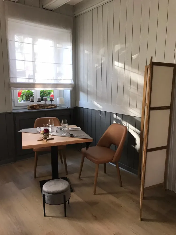 Pose d’un minéral Lamett au restaurant Zimmer à la Wantzenau webp