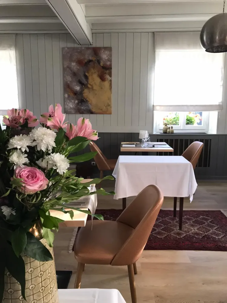 Pose d’un minéral Lamett au restaurant Zimmer à la Wantzenau webp