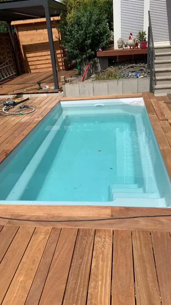 Pose d'une terrasse en cumaru