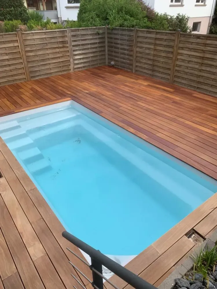 Pose d'une terrasse en cumaru