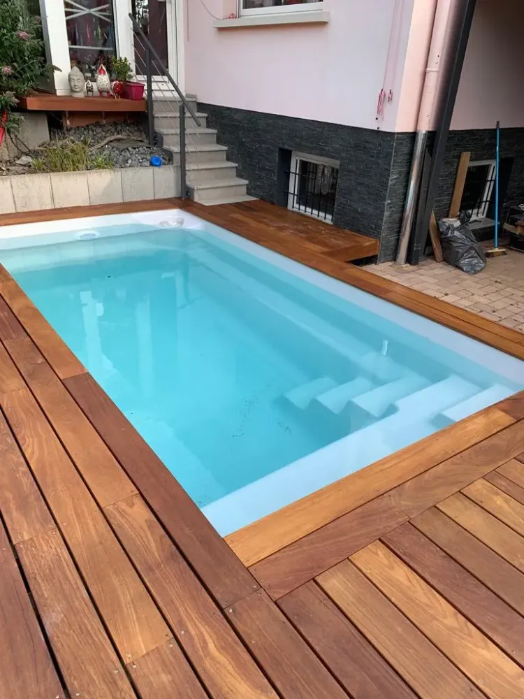 Pose d'une terrasse en cumaru