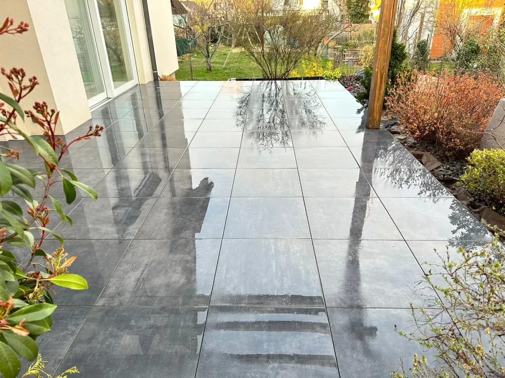 Pose d'une terrasse à Holtzheim