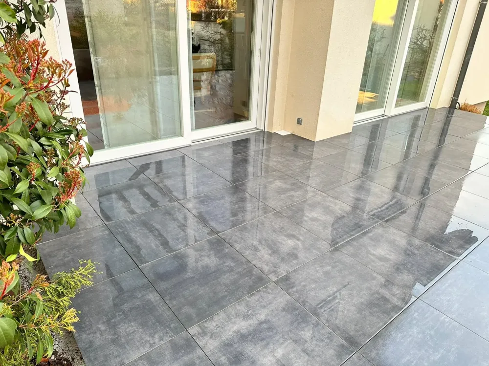 Pose d'une terrasse à Holtzheim