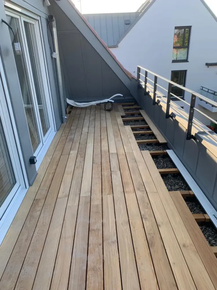 Réalisation d'une terrasse en Teck Indonésien