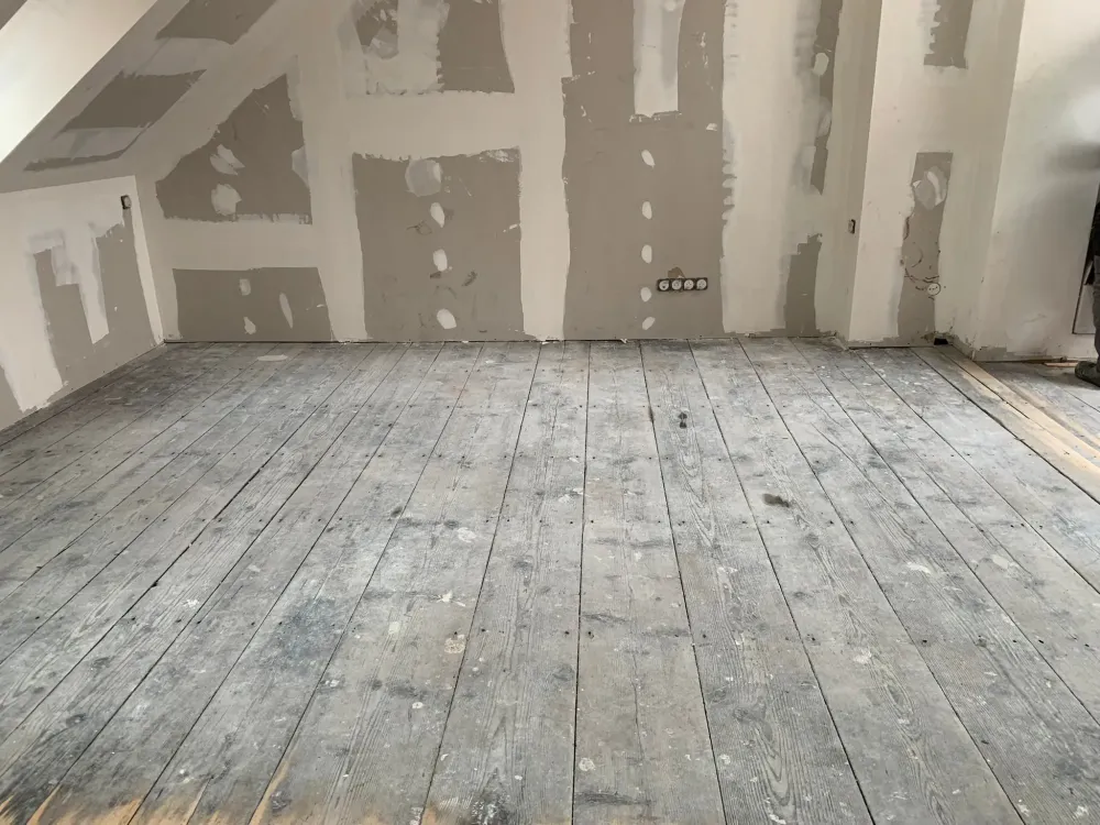 Ponçage d'un parquet à Strasbourg