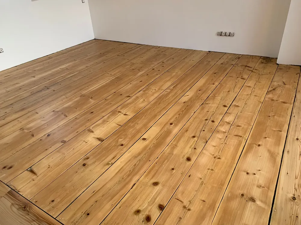Ponçage d'un parquet à Strasbourg