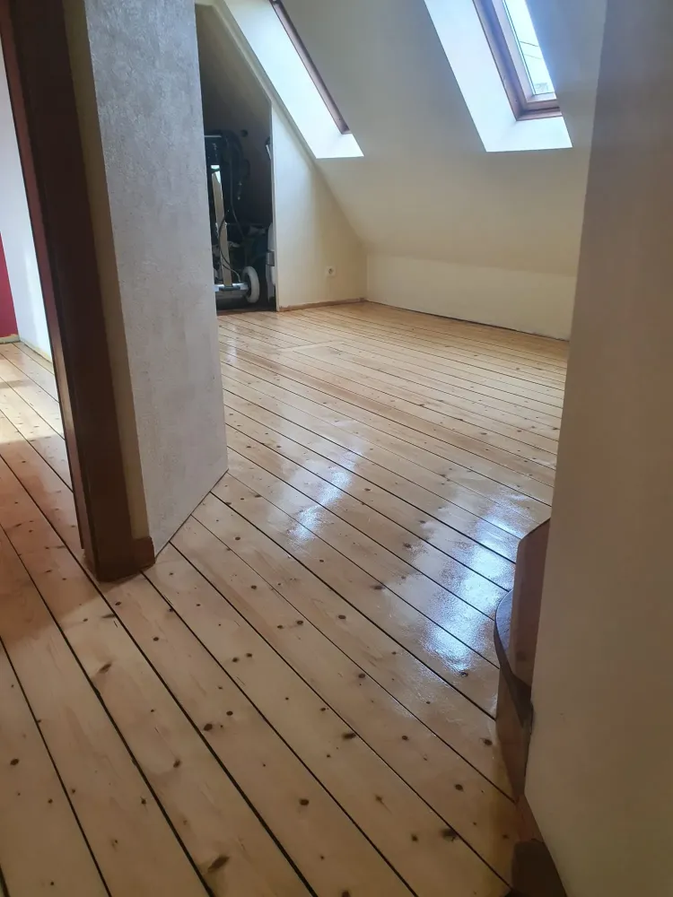Ponçage et vitrification d'un parquet à Illkirch-Graffenstaden