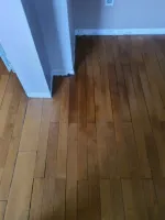 Ponçage d'un parquet & pose de plinthes à Strasbourg