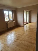 Ponçage d'un parquet & pose de plinthes à Strasbourg