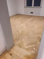 Ponçage et vitrification d'un parquet à Reichschoffen