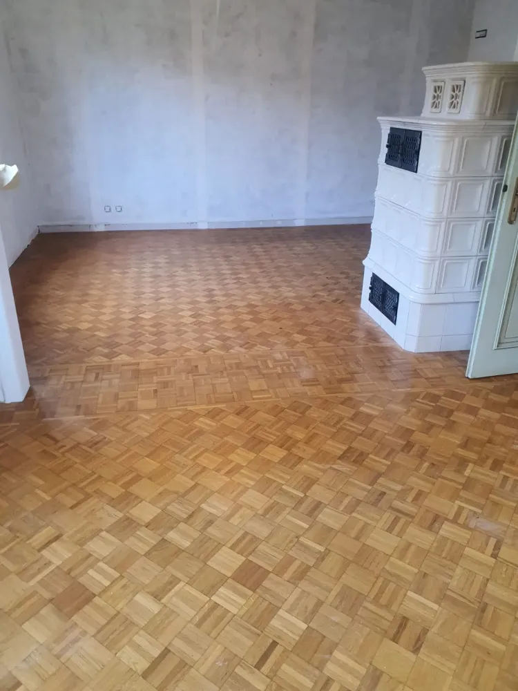 Ponçage d’un parquet à Olwisheim