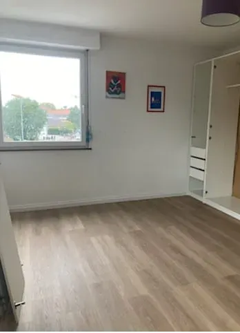 Pose d'un minéral à Schiltigheim (7webp