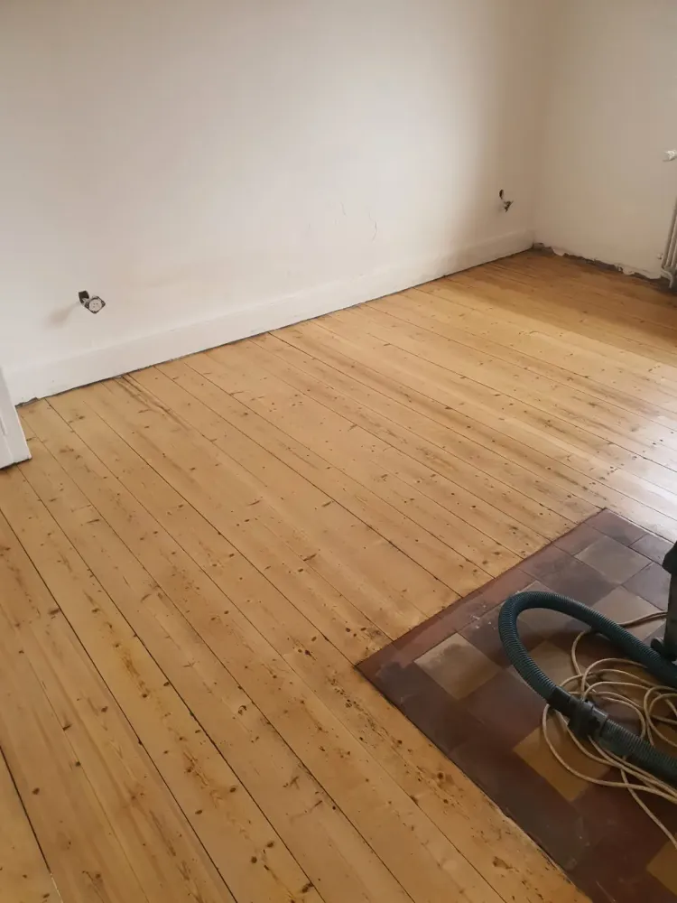 Rénovation et ponçage d’un parquet à Bischeim