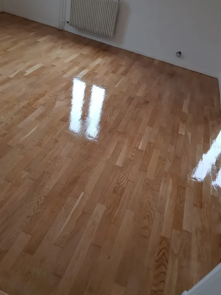 Rénovation et ponçage d’un parquet à Bischeim